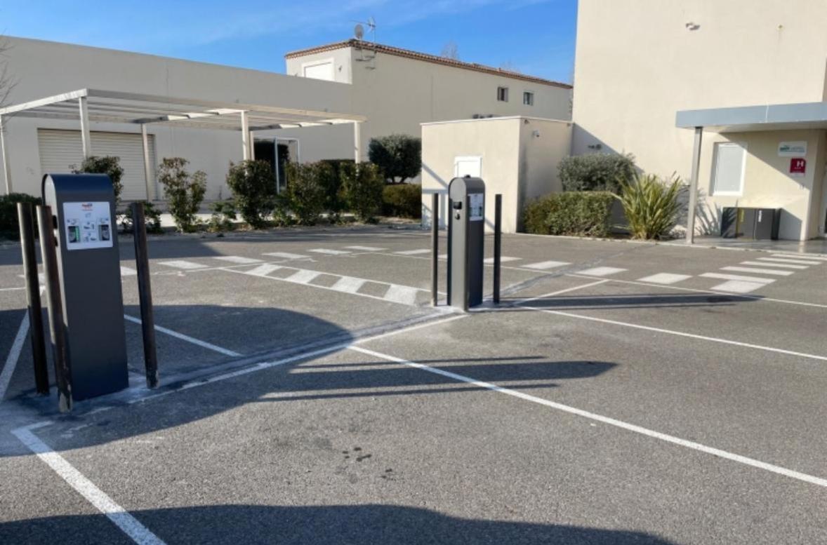 Brit Hotel Martigues Nord Zewnętrze zdjęcie