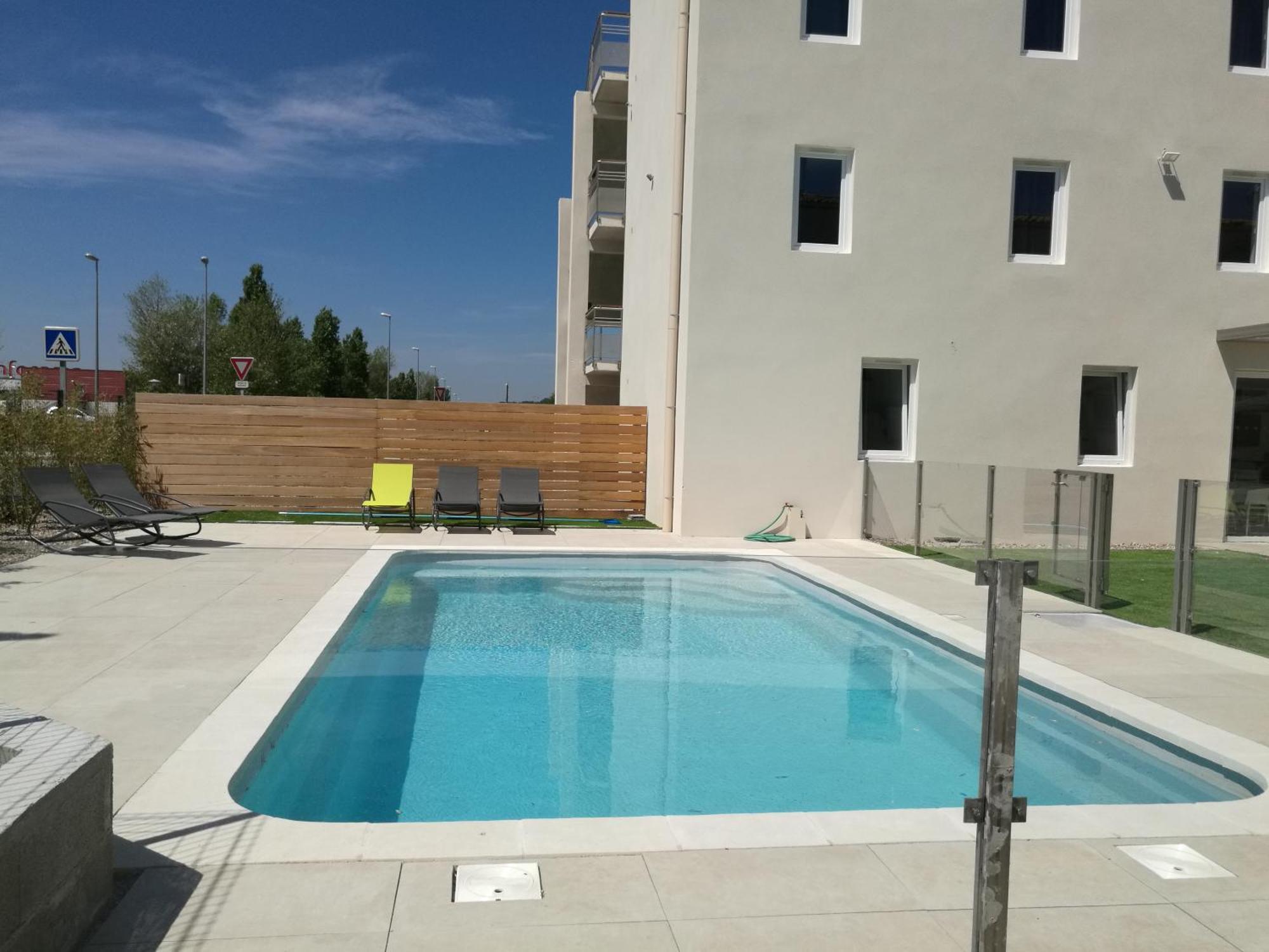 Brit Hotel Martigues Nord Zewnętrze zdjęcie