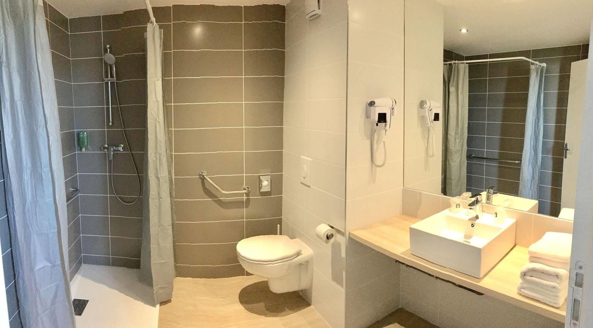Brit Hotel Martigues Nord Zewnętrze zdjęcie